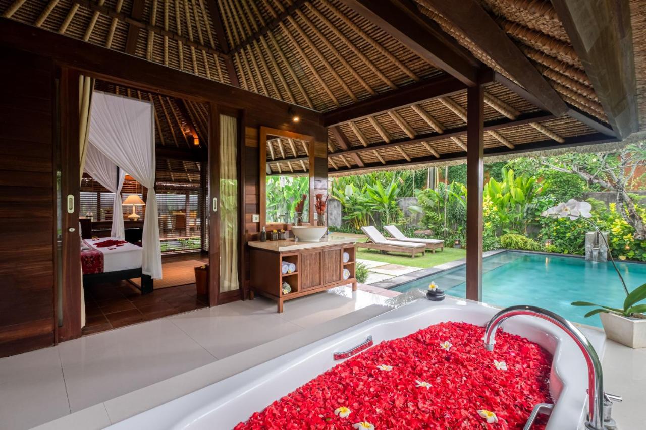 Mayaloka Villas Seminyak Exterior foto